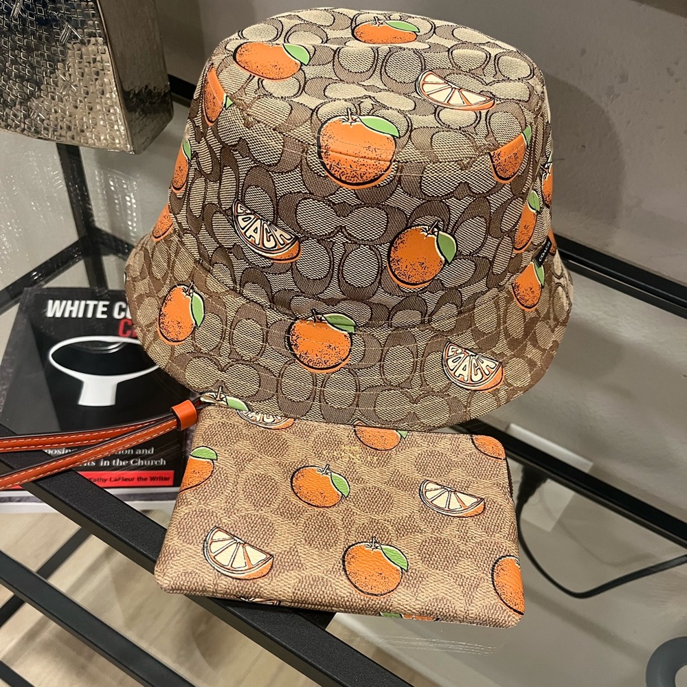 bucket hat & wristlet set